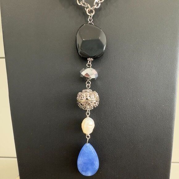 Laura Ashley Blue Stone & Freshwater Pearl Lariat Pendant style Necklace - Picture 4 of 9